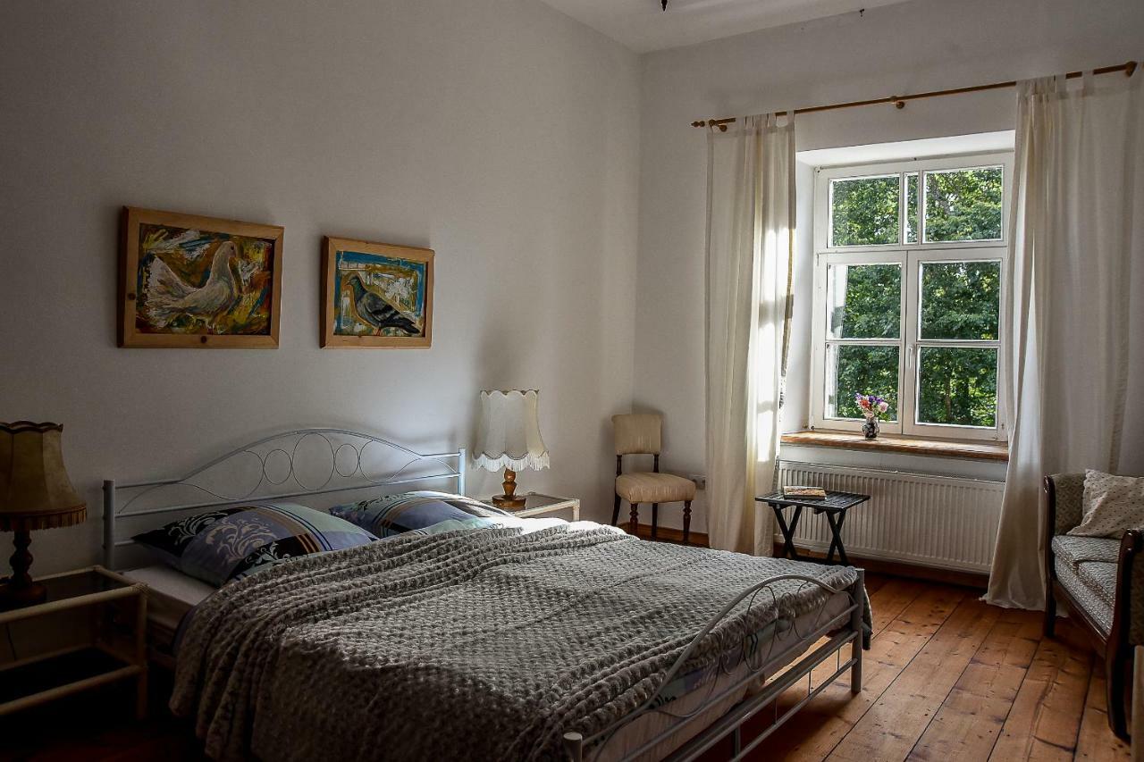 Maras Manor 호텔 Turlava 외부 사진